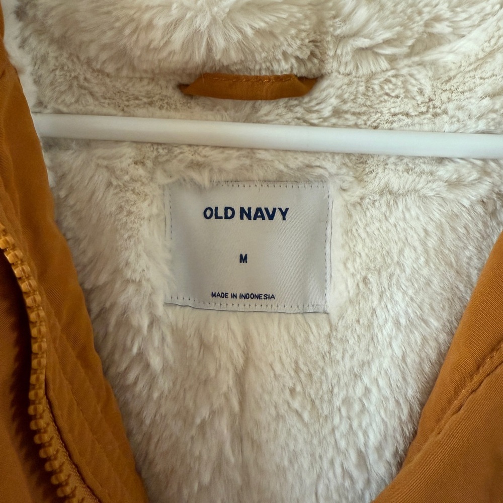 Old Navy Mustard Yellow Sherpa Lined Hooded Parka Jacket Size M Gorpcore - Picture 3 of 5